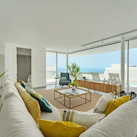 Estandar 7 - Casangular By Upper Вілла *