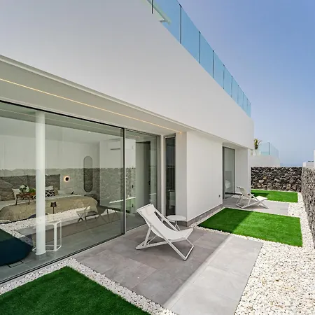 Estandar 7 - Casangular By Upper Вілла