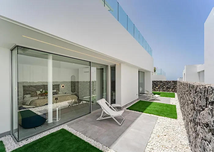 Estandar 7 - Casangular By Upper Вілла